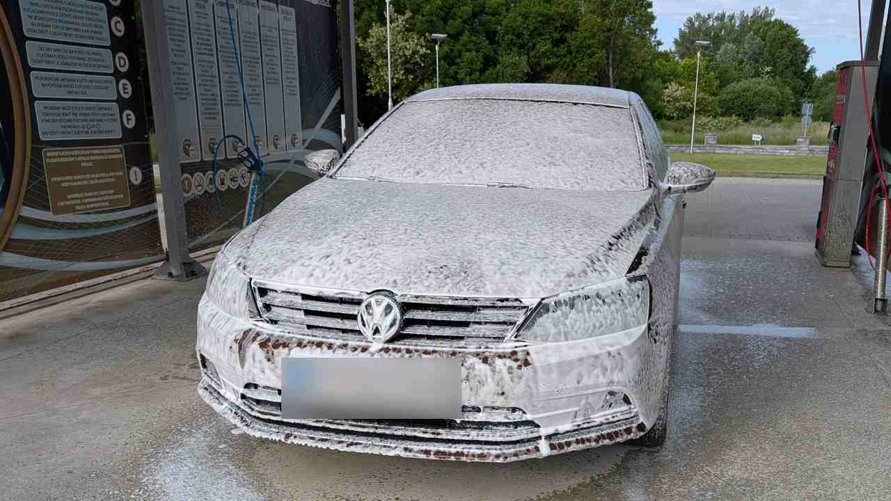 aktivna pena umyvanie auta_1