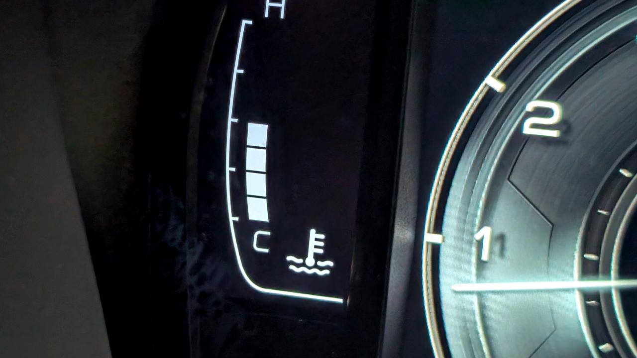 prehrievanie motora auta_2